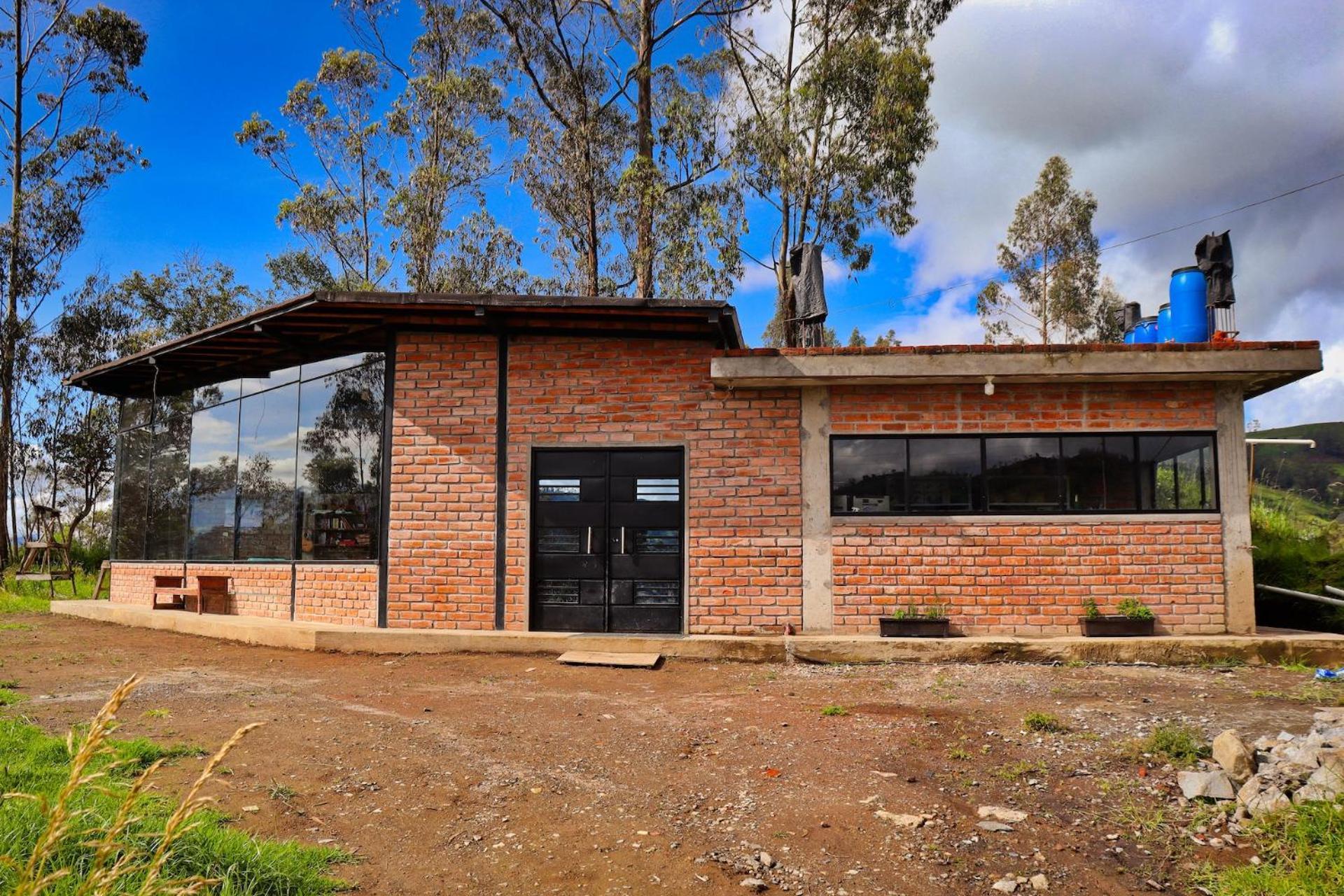 El Terreno Cultural Exchange Centre Guaranda Exterior photo